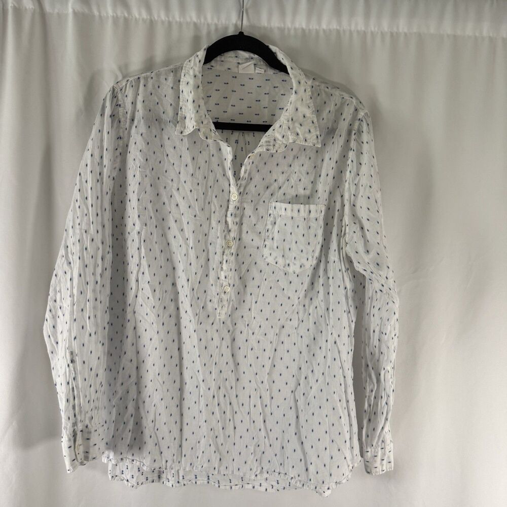 GAP 1/4 Button Down Shirt Women's XL White Blue Textured Long Sleeve Lightweight